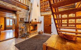 Marmotte Mountain Manor